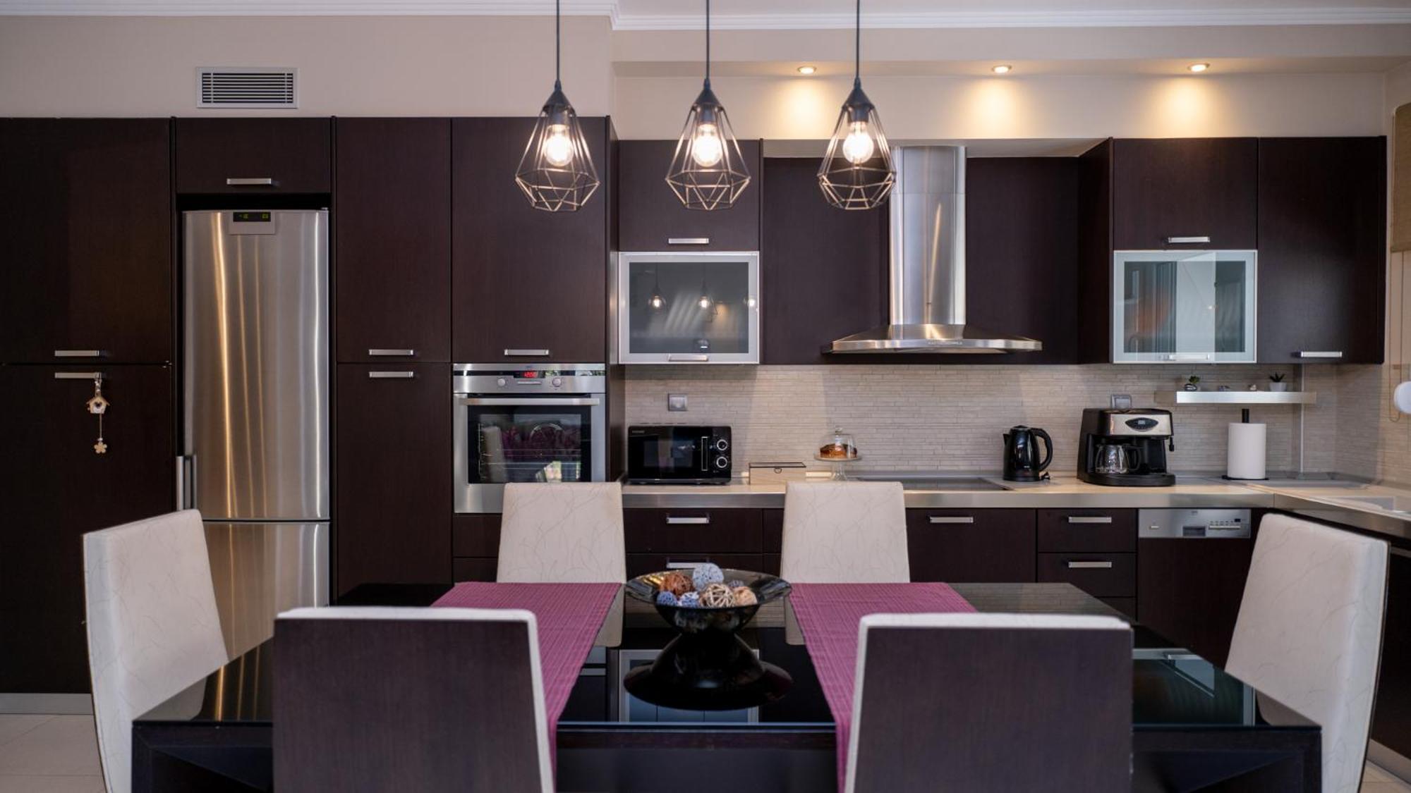 Mary'S Modern And Elegant Apartment Kalampáka Luaran gambar