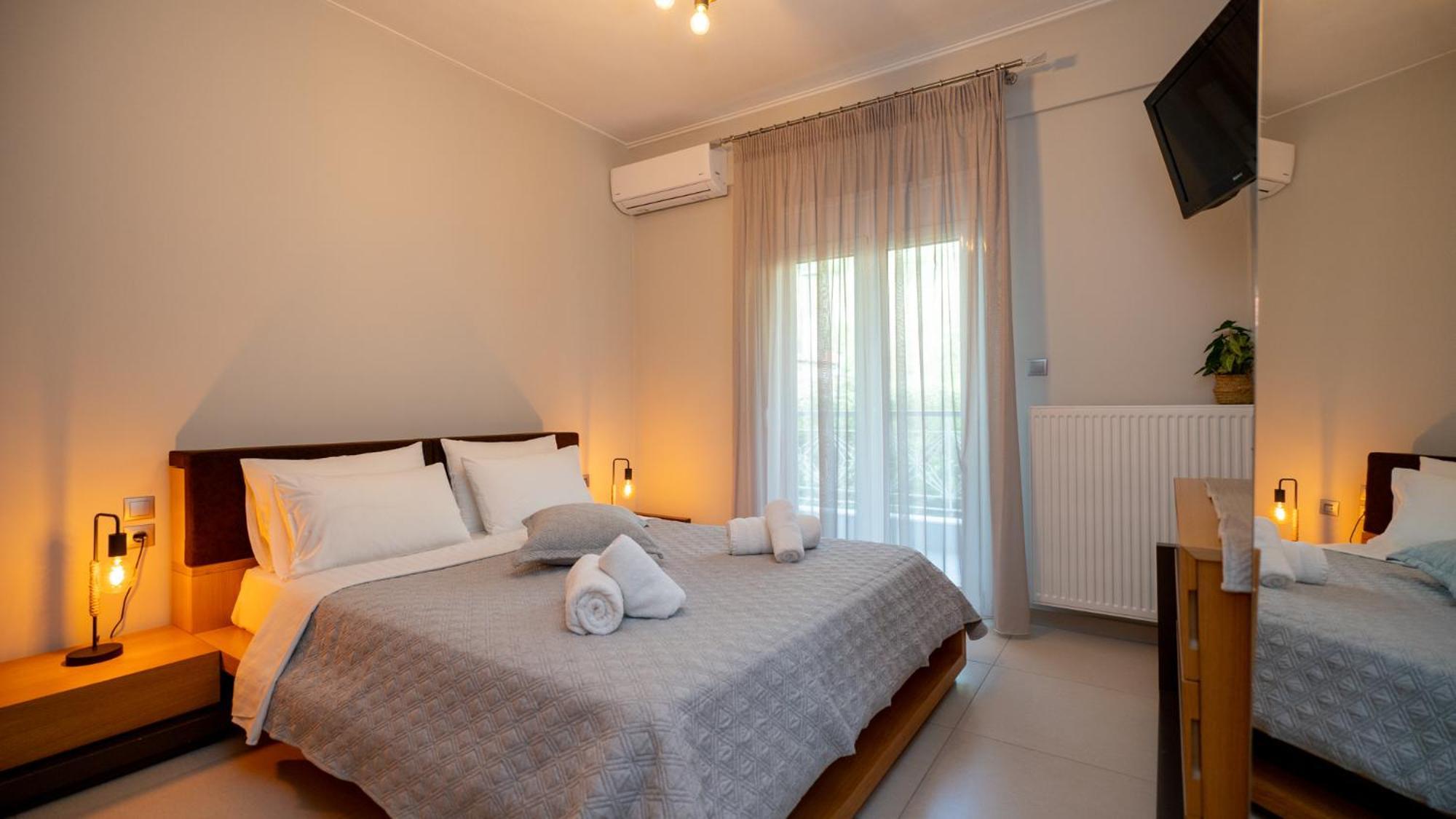Mary'S Modern And Elegant Apartment Kalampáka Luaran gambar