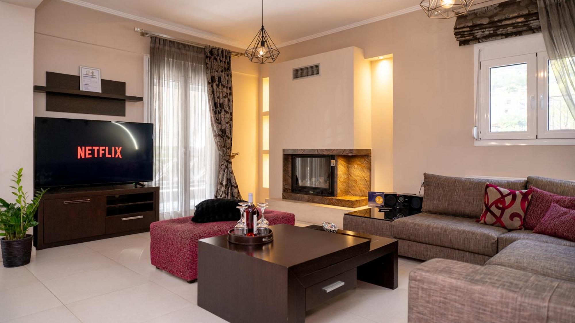 Mary'S Modern And Elegant Apartment Kalampáka Luaran gambar
